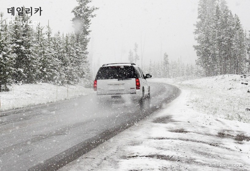 [오정민 칼럼] 자동차도 월동 준비...겨울철 대비 자동차 관리 포인트는?
